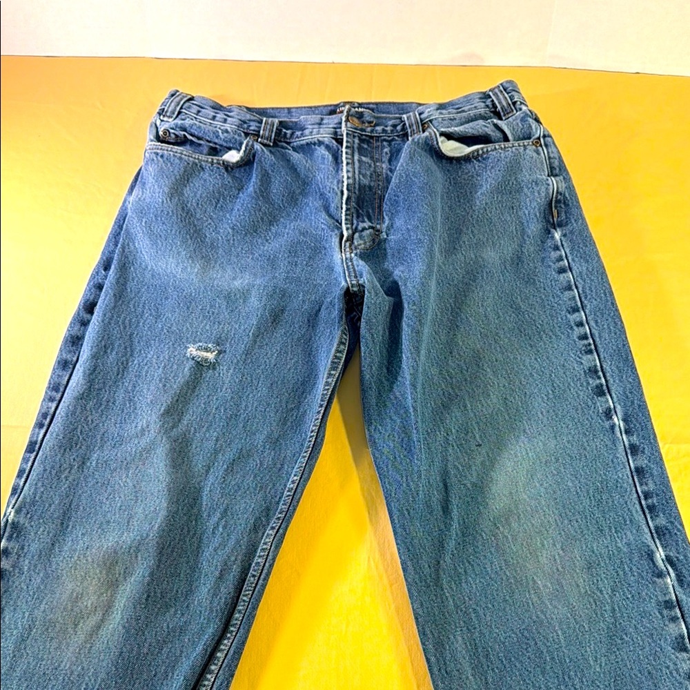 Kirkland’s men’s signature relaxed fit jeans 36-34